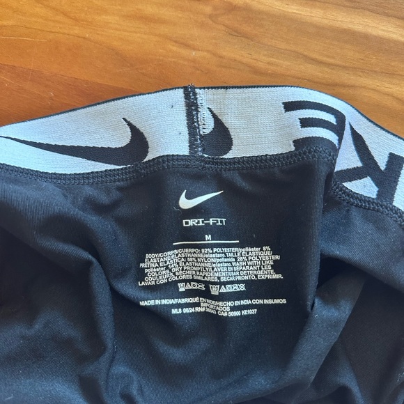 Nike Black and Gray Dri-FIT Briefs - Picture 3 of 5